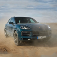 保时捷 卡宴Cayenne 2024款 加版 3.0T豪华增强版 中大型SUV 豪华