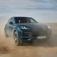 保时捷 卡宴Cayenne 2024款 加版 3.0T豪华增强版 中大型SUV 豪华