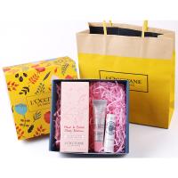 欧舒丹甜蜜樱花护手霜75ml+欧舒丹甜蜜樱花润唇蜜12ml+欧舒丹乳木果唇膏2g 组合套装