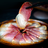 卡宴(KAUN)烟熏五花腊肉川式麻辣香风干鸡熟食肠合家欢腊味组合套装2600g
