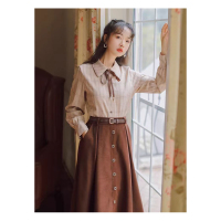 演出服 女卡其色 /套