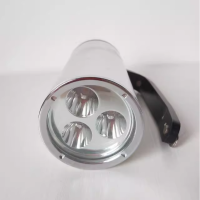 便携式强光探照灯