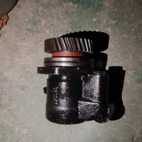 北奔2629A转向助力泵[带齿]