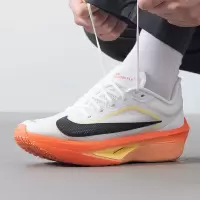 耐克(NIKE)男鞋春季新款zoom fly6碳板马拉松缓震透气轻便跑步鞋