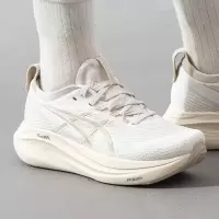 亚瑟士(ASICS)女款缓震跑鞋 新款轻质运动鞋GEL-NIMBUS 27 舒适时尚休闲鞋