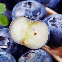 顺丰快递[紫约]云南高山蓝莓 个头饱满8盒 125g/盒 单枚22mm+ 口感甜蜜 宝宝辅食盒子随机