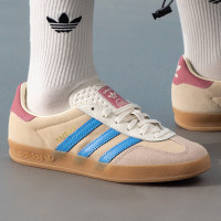 阿迪达斯(adidas)三叶草T头鞋2025夏男女GAZELLE板鞋德训鞋 ZP