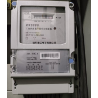 鲁正 DTS889三相四线电子式有功电能表 3x1.5(6)A