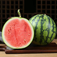 [熊猫鸟]云南新鲜麒麟西瓜 1个 4-5斤 新鲜水果 汁多肉甜