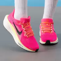 耐克(NIKE)耐克女鞋新款运动鞋轻便透气休闲鞋缓震耐磨跑步鞋HV5158-600 ZP