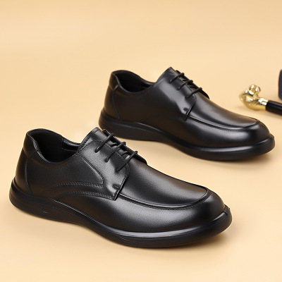 休闲皮鞋男士简约正装商务皮鞋2025新款时尚百搭爸爸男鞋直销