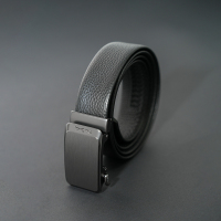 皮尔卡丹 黑色男式自动扣皮带J1A804Z-561101A3