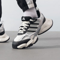 阿迪达斯(adidas)男鞋女鞋新款运动鞋健身训练缓震耐磨轻便透气跑步鞋IH0429 ZP