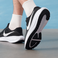 耐克鞋跑步鞋REVOLUTIONREVOLUTION7/24男鞋四季款HJ9198-003建议拍大半码