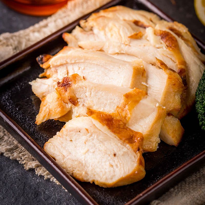 [苏宁生鲜]优形电烤鸡胸肉片(男神 款)150g 方便速食即食鸡胸肉 低脂鸡胸肉 健身食材图片