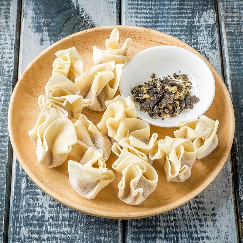 苏宁生鲜御蒸笼鲜肉小馄饨95g12只装38g汤料包