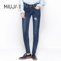 女款中腰个性图案吊磨加绒牛仔长裤