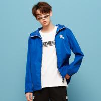 美特斯邦威夹克男士 秋季 款字母拉链印花连帽短外套夏之光601996