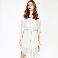 圆领飘逸收腰连衣裙