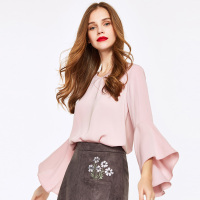 德玛纳2017夏季长袖雪纺衫女夏纯色宽松V领气质淑女喇叭袖T恤女