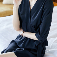 时尚交叉领系带连体裤