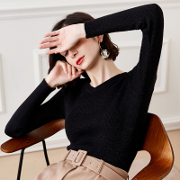 德玛纳2018秋季新款修身显瘦v领针织衫女韩版优雅气质打底衫上衣