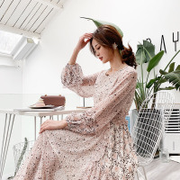 No1dara很仙的法国小众连衣裙春2019新款长袖雪纺碎花超仙法式复古裙过膝