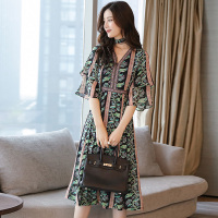 丝柏舍2018夏季新款女装韩版印花V领修身中长款连衣裙S72R1301L