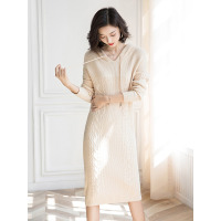 丝柏舍2019冬装淑女连帽宽松休闲针织中长款连衣裙S94S0004L