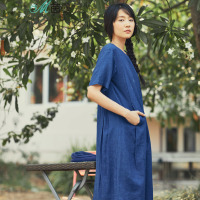 茵曼 夏装新款亚麻棉宽松收褶圆领休闲连衣裙女