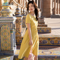 茵曼短袖连衣裙女小清新夏装新款方领高腰显瘦裙子气质中长裙