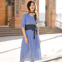 茵曼2018女装新款荷叶边中袖系带蝴蝶结修身腰封高腰格子连衣裙夏