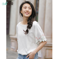 茵曼2018夏装新款纯棉一字领绣花宽松上衣花边喇叭袖白色T恤女