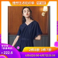 茵曼裙子女2019夏季新款气质优雅绣花v领收腰连衣裙中长款宽松a字