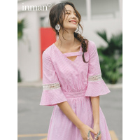 茵曼裙子女2019夏装新款少女镂空v领条纹喇叭袖连衣裙中长款A字