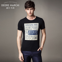 迪尔马奇夏季英文报纸字母印花圆领短袖T恤男M01703