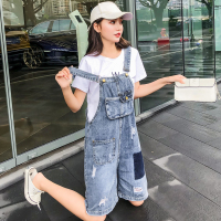 天淳尔夏款 牛仔补丁背带中裤SGG-2503