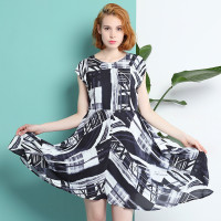 A&D女士时尚休闲不规则下摆印花连衣裙