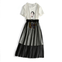 A&D减龄圆领拼接短袖连衣裙