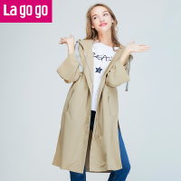 Lagogo2017秋冬季新款织带连帽开叉休闲风衣女中长款收腰薄款外套