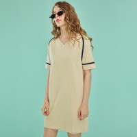 佐丹奴连衣裙女夏季女装撞色插肩宽松短裙V领纯棉裙子97467608