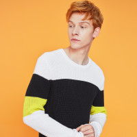 佐丹奴男生针织衫秋冬装拼色纯棉青年套头毛线衣01059873