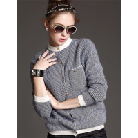 春秋新款棒球开衫羊绒衫女开衫竖条加厚毛衣短款修身棒球衫外套欧洲站