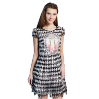 秋水伊人2021夏季新款连衣裙欧根纱格纹刺绣S28