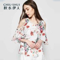 秋水伊人夏新品女装圆领印花露肩蝙蝠袖雪纺衫M55