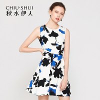 秋水伊人2021夏季新款女装无袖碎花法式桔梗性感时尚连衣裙S379