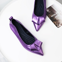 格瑞迪欧 单鞋女2019新款春季平底尖头粗跟百搭漆皮女鞋低跟浅口时尚小皮鞋828