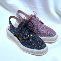 格瑞迪欧 轻奢包头凉鞋女夏季2019新款韩版洞洞厚底松糕镂空亮片坡跟系带凉A1-2