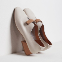 格瑞迪欧 19春韩版里外真皮新魔术贴撞色低跟方跟深口小白鞋方头套脚小单鞋03