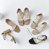 格瑞迪欧 夏天搭配裙子的罗马凉鞋女露趾短裤沙滩海滩低跟一字带2019新款春3-573